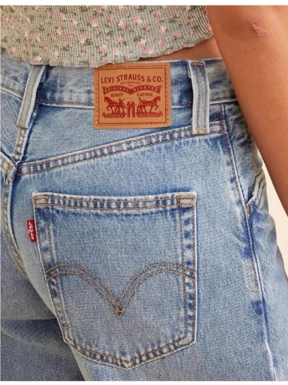 LEVI’S 90’s Ripped Wide Leg Baggy Jeans Size 32 - Picture 6 of 10